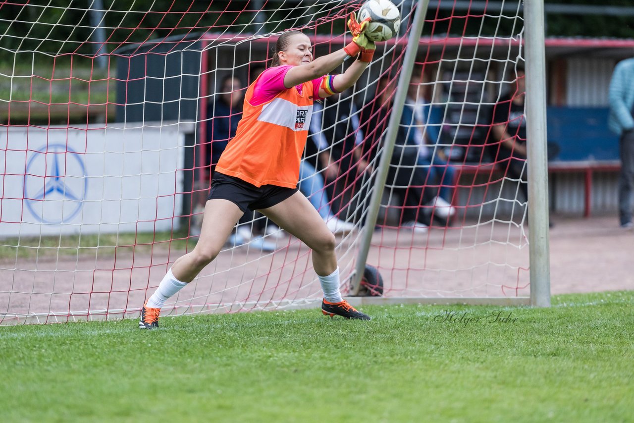 Bild 450 - Loewinnen Cup